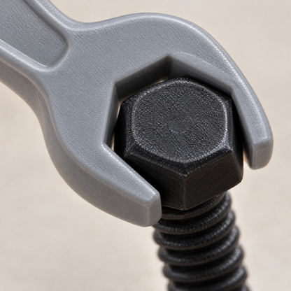 TinyTool Nahaufnahme Schraubenschlüssel und Schraube