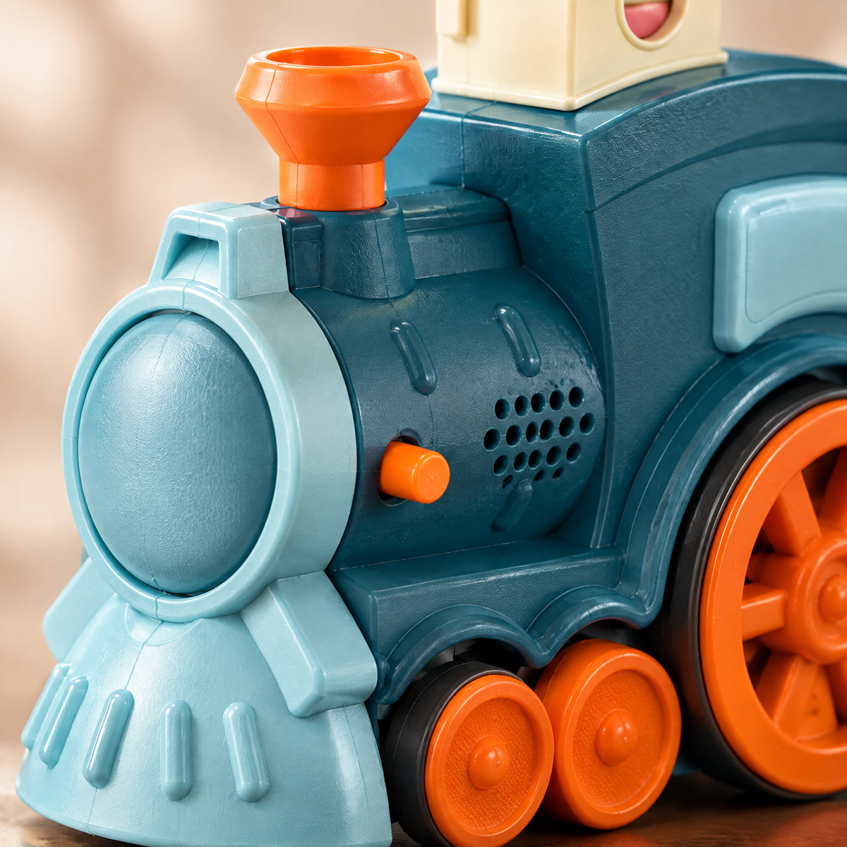 TinyTracks Zug Nahaufnahme